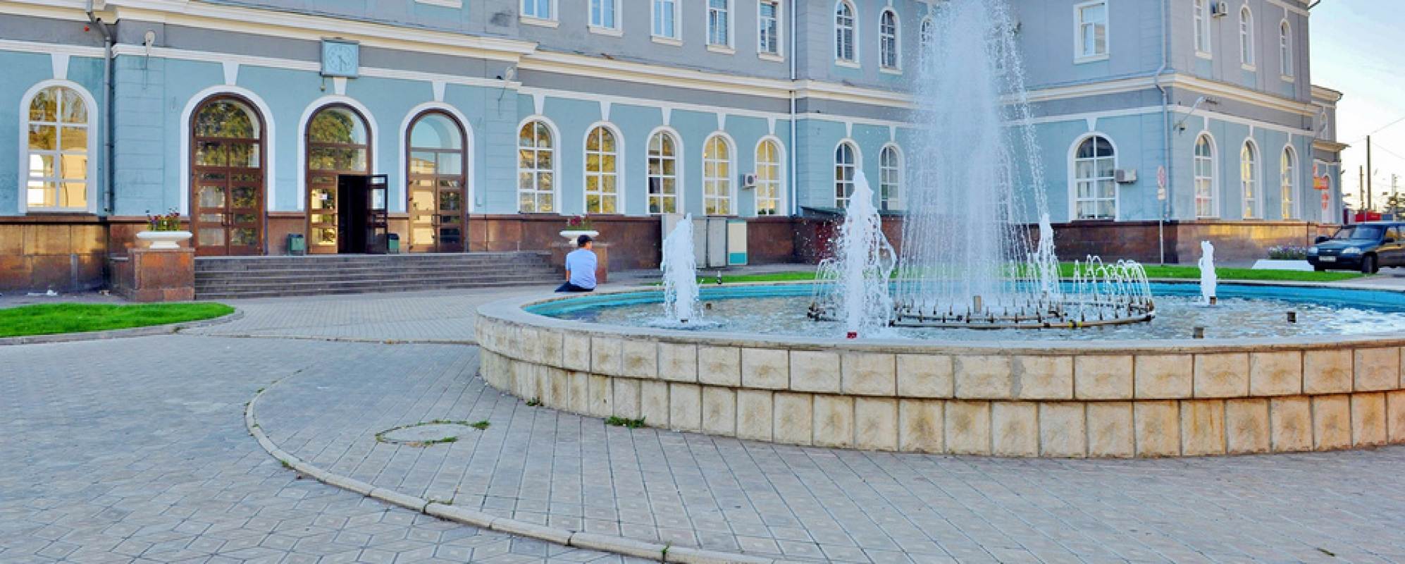 Фотографии достопримечательности Железнодорожный вокзал Мичуринск-Уральский