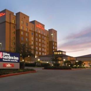 Фотографии гостиницы 
            Hilton Garden Inn Houston NW America Plaza