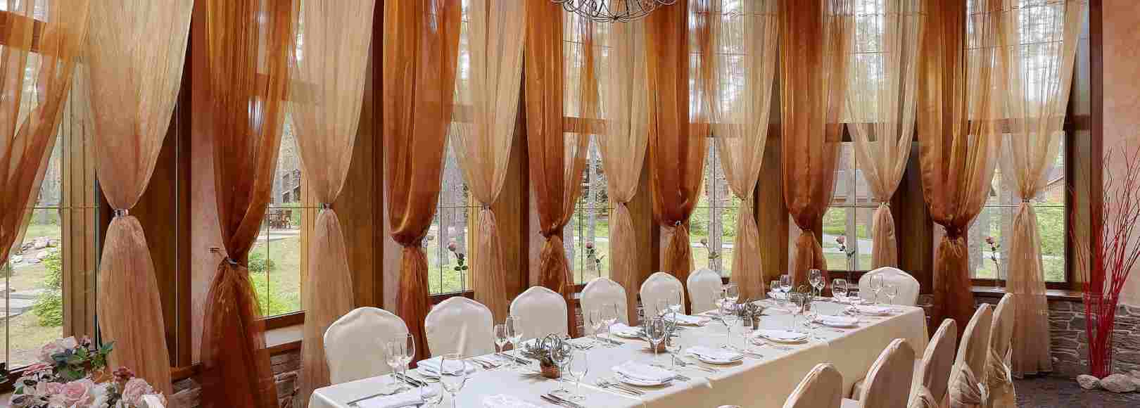 Фотография банкетного зала Малый зал ресторана Дворянин