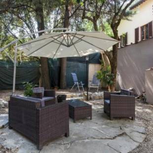 Фотографии мини отеля
La Petite Maison