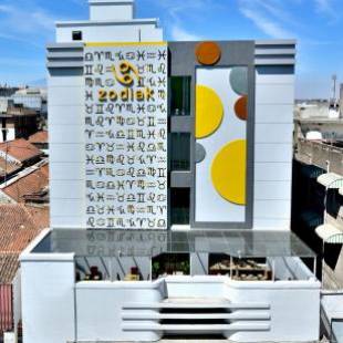 Фотографии гостиницы
Zodiak Asia Afrika by KAGUM Hotels