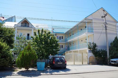 Фотография гостевого дома Лазурная 12