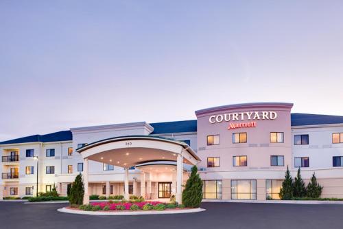 Фотография гостиницы Courtyard by Marriott Junction City