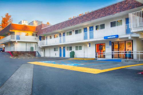 Фотография гостиницы Motel 6-Mammoth Lakes, CA