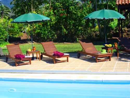 Фотография гостевого дома 2 bedrooms house with sea view shared pool and jacuzzy at San Cristobal de La Laguna 3 km away from the beach