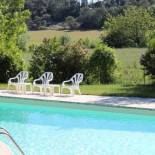 Фотография гостевого дома La Farigoule Charming stone house with shared pool in Provence