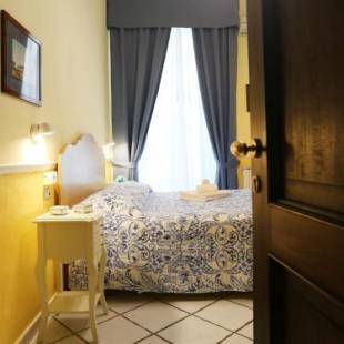 Фотографии гостевого дома
Santa Lucia 50