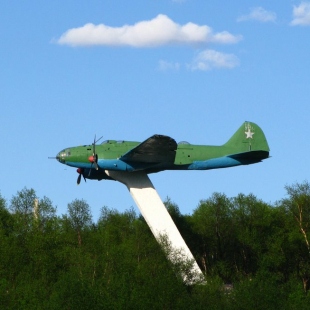 Фотография памятника Памятник Самолёт Ил-4