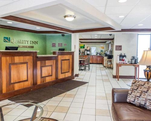 Фотография гостиницы Quality Inn South