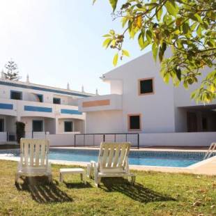 Фотографии апарт отеля
Oasis Beach Apartments