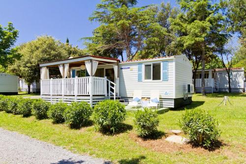 Фотография базы отдыха Quality Mobile Homes in Camping Kazela
