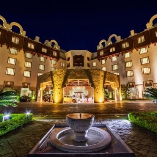 Фотография гостиницы Islamabad Serena Hotel