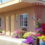 Фотография мотеля Uptown Inn