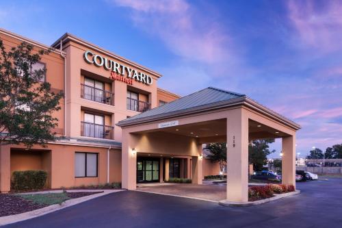 Фотография гостиницы Courtyard Hattiesburg
