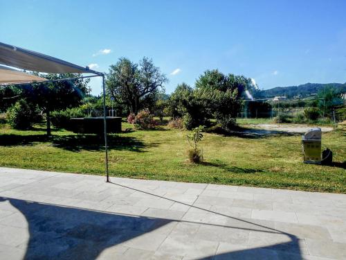 Фотография гостевого дома Holiday Home Le vieil amandier