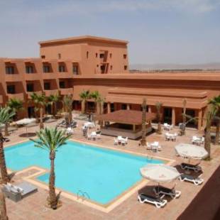 Фотография гостиницы Oasis Palm Hotel