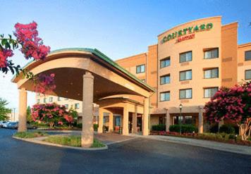 Фотография гостиницы Courtyard Roanoke Airport