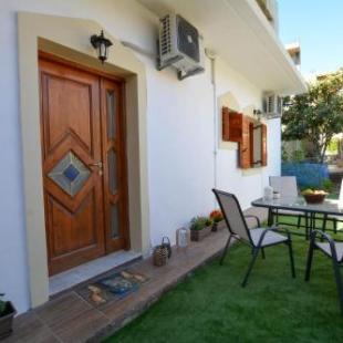 Фотография гостевого дома Oasis Apartment