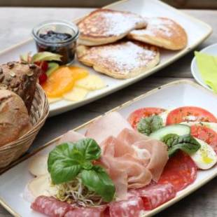 Фотографии гостиницы
Hotel Five