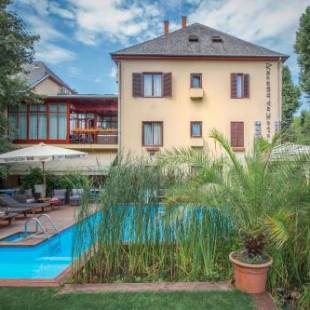 Фотографии гостиницы
Renegade Hotel