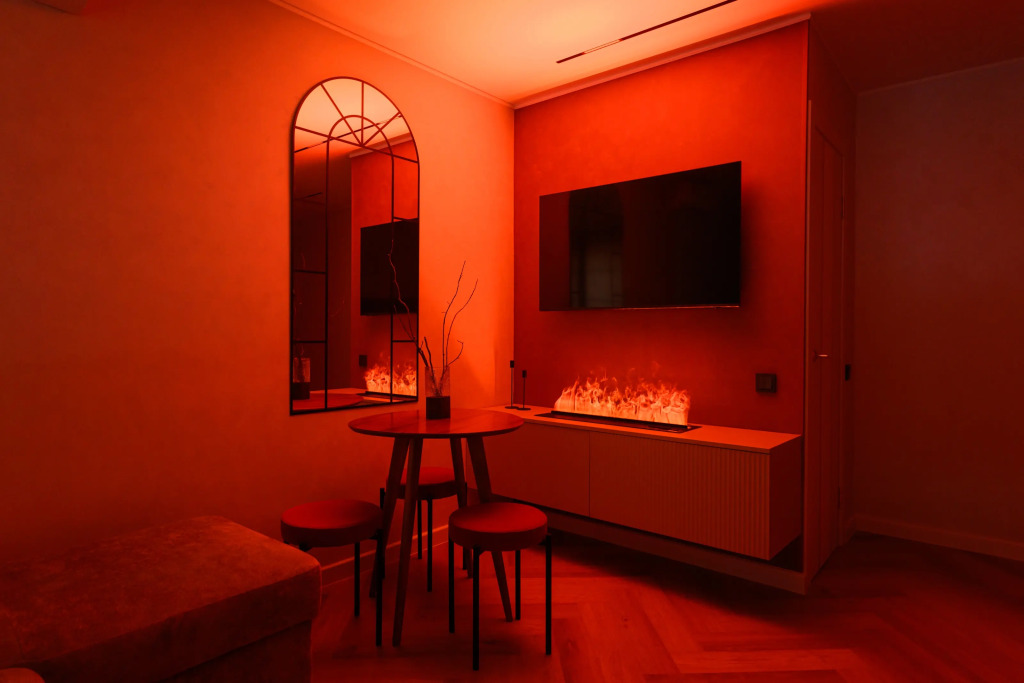 Фотография квартиры Квартира с биокамином Bишневый aтлаc