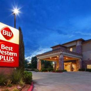 Фотографии гостиницы 
            Best Western Plus Goliad Inn & Suites