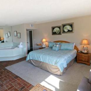 Фотографии мини отеля
Inn at Camachee Harbor Deluxe 19