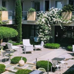 Фотографии гостиницы
Patio De Violette