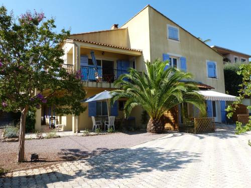 Фотография гостевого дома Les Tourterelles