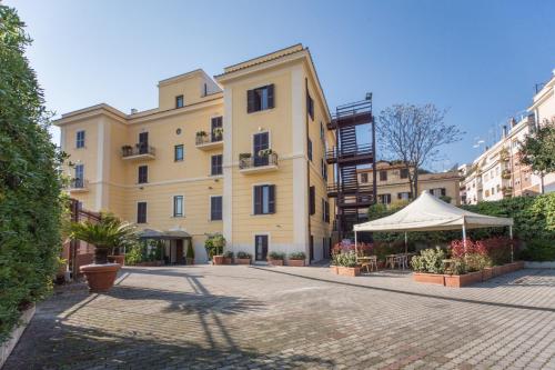 Фотография гостиницы Romoli Hotel