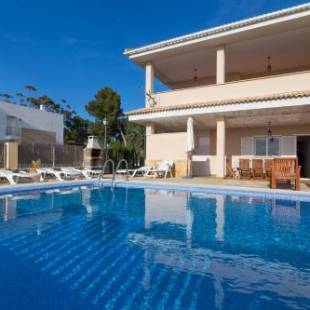 Фотографии гостевого дома
Jeronimo