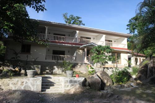 Фотография гостевого дома Forest Lodge