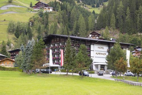 Фотография гостиницы Hotel Alpenhof