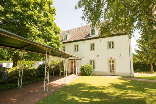 Фотография гостиницы Hotel Gut Grossrotter Hof (ehem. Hotel Schmitte)