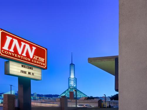 Фотография гостиницы Inn at the Convention Center
