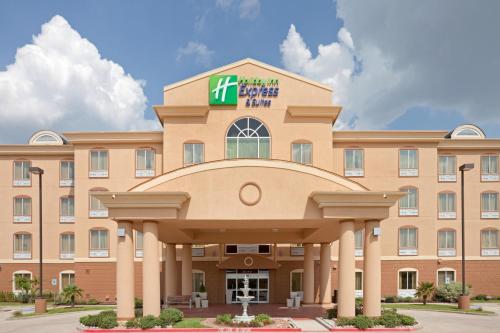 Фотография гостиницы Holiday Inn Express Hotel & Suites Terrell, an IHG Hotel