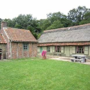 Фотографии гостевого дома 
            Spacious Holiday Home with Fenced Garden in Forest in Proven