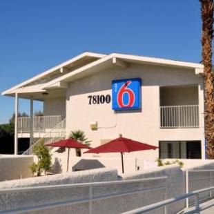 Фотографии гостиницы 
            Motel 6-Palm Desert, CA - Palm Springs Area