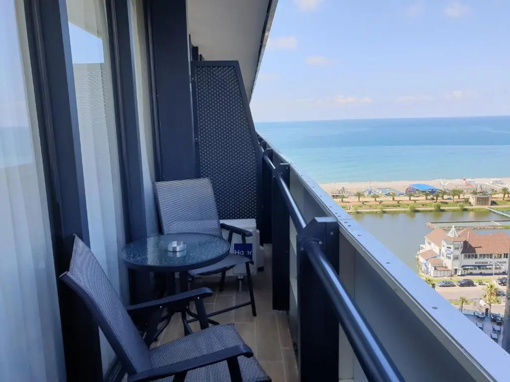 Фотография квартиры Orbi City Apartment(with sea and city view)