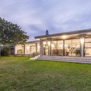 Фотографии мини отеля
Oceanview B&B