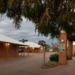 Фотография мотеля Mud Hut Motel