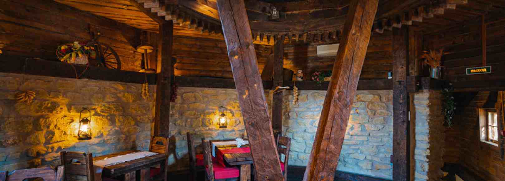 Фотография банкетного зала Корчма 2 этаж