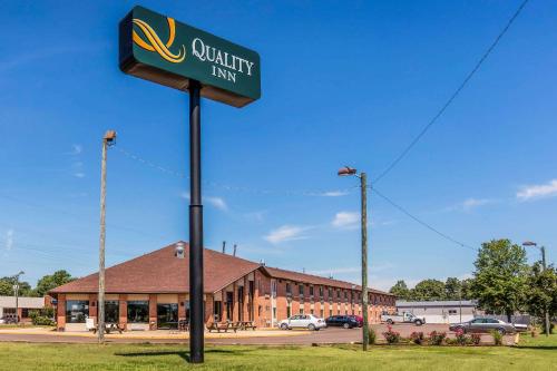 Фотография гостиницы Quality Inn Batesville