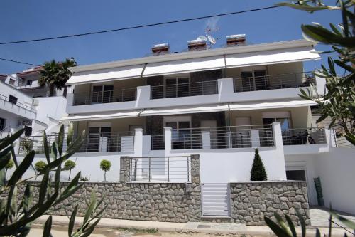 Фотография апарт отеля SunsetPeramos