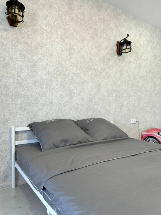 Фотографии квартиры 
            Апартаменты в центре с сауной