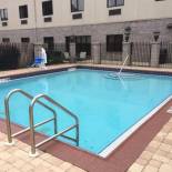 Фотография гостиницы Holiday Inn Express Hotel & Suites Pensacola-West Navy Base, an IHG Hotel