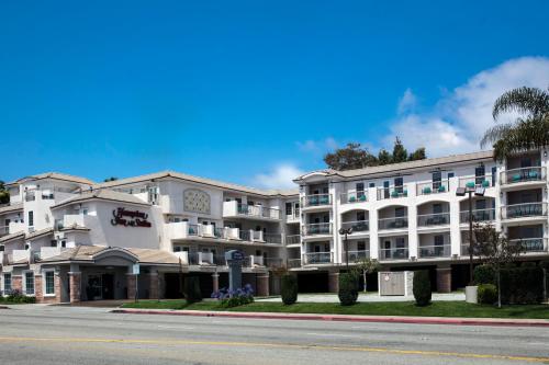 Фотография гостиницы Hampton Inn & Suites Hermosa Beach
