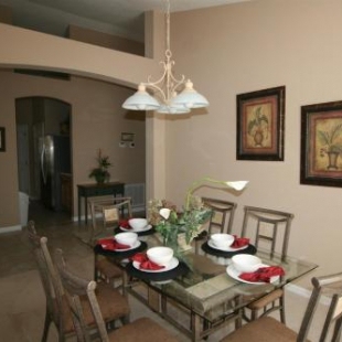 Фотография гостевого дома Canuck Villa