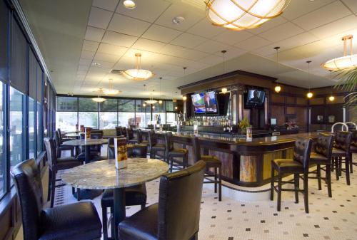 Фотография гостиницы DoubleTree by Hilton Cleveland/Downtown Lakeside