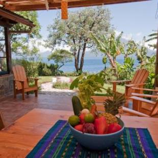 Фотографии гостевого дома
Lake Front Retreat